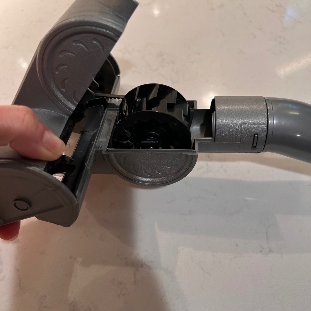 Shark Navigator Vacuum Pet Brush Tool NV500 NV501 NV502 NV505 NV510 NV356E NV360 - Picture 8 of 10